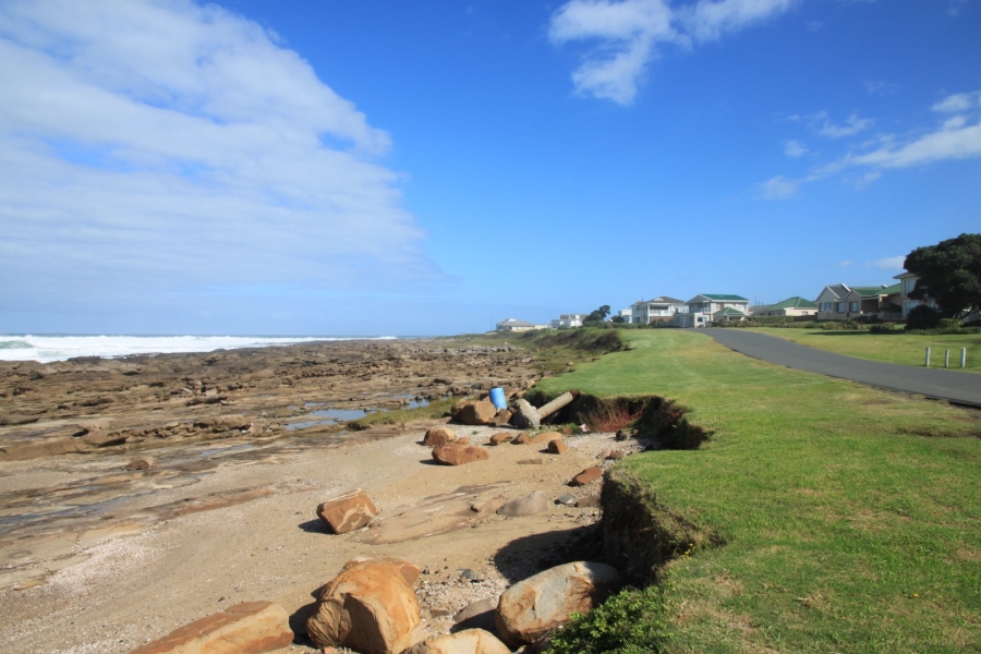2 Bedroom Property for Sale in Kidds Beach Eastern Cape